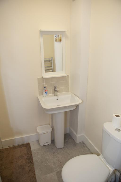 Bristol Serviced Lets - 152/154 Bath Road Bagian luar foto