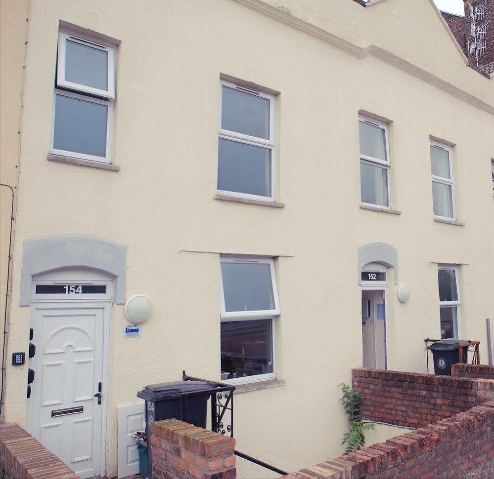 Bristol Serviced Lets - 152/154 Bath Road Bagian luar foto